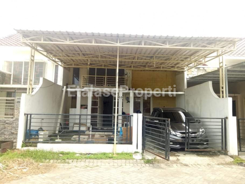 Foto properti Dijual Rumah Siap Huni Ciamso Perum Greenlake Wonorejo 1