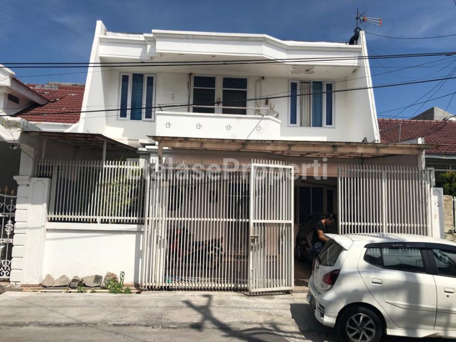 Foto properti BU Jual Cepat  2 Lantai LB 300m² 2.9 M 1