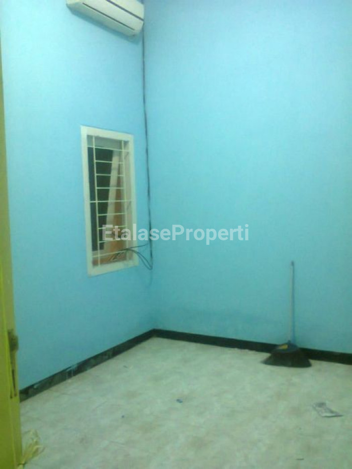 Foto properti Dijual Rumah Siap Huni Full Bangunan Lokasi Lebak Timur 2