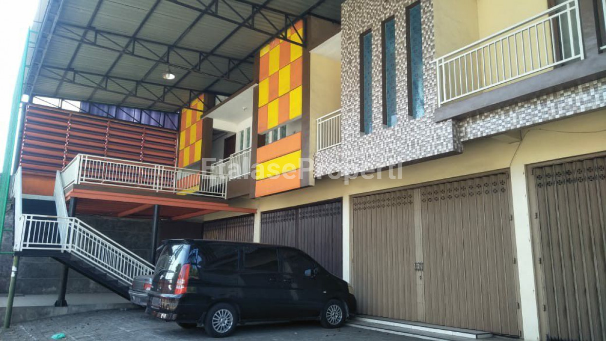 Foto properti Dijual Rumah Usaha Veteran, Pantura, Pasuruan 10