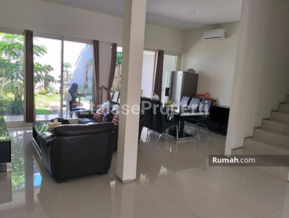 Foto properti BOULEVARD MINIMALIS! Dijual Rumah Delta Sari Baru Taman Luas 3