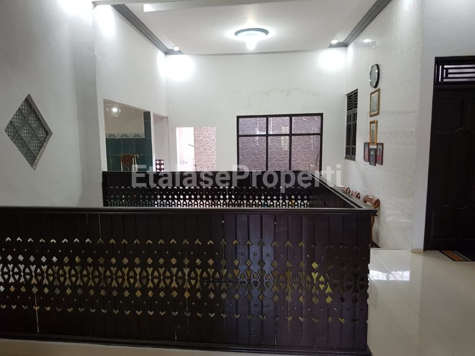 Foto properti BESAR MEMBAHANA! Dijual Rumah Delta Sari Baru 6