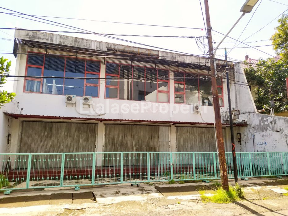 Foto properti STRATEGIS! Dijual Ruko Bekas Supermarket Di Pucang Gubeng Surabaya 1