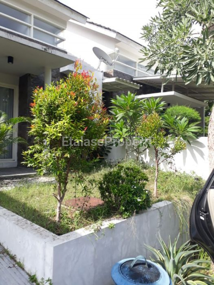 Foto properti Dijual Rumah Di The Menganti 1