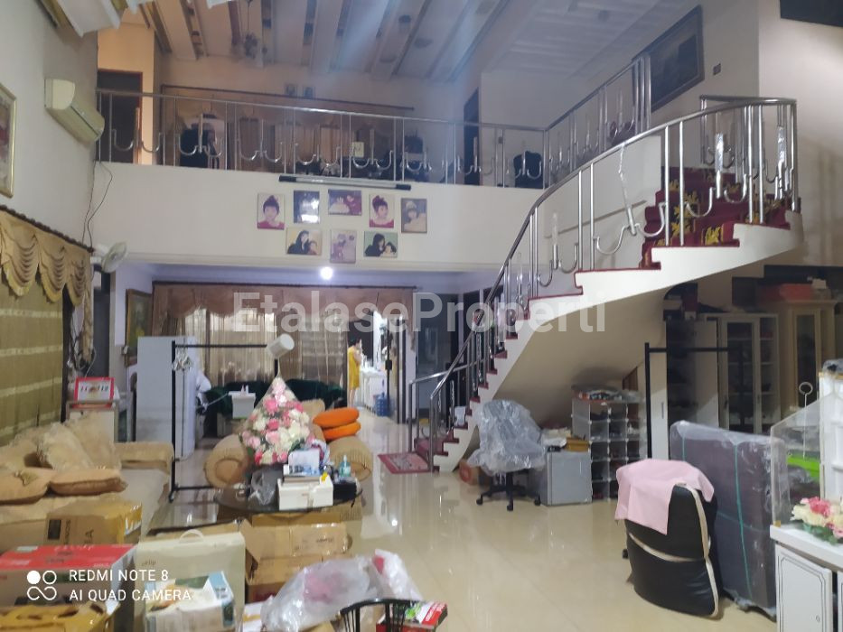 Foto properti Dijual Rumah Selangkah Ke Jln Raya Lokasi Prestisius Kertajaya Indah 5