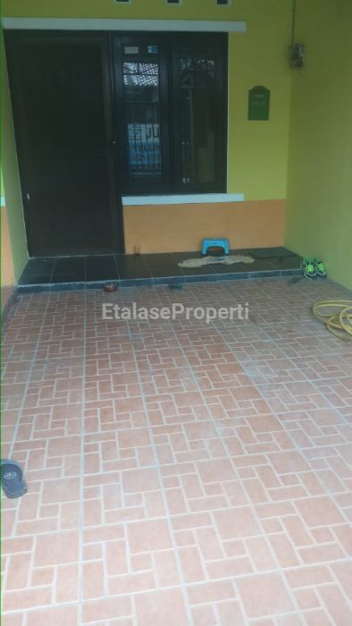 Foto properti DIJUAL Rumah Siap Huni Abis Di Renov Total Lokasi Perum Purimas Rungkut Surabaya 2