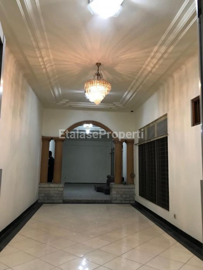 Foto properti STRATEGIS COCOK USAHA KANTOR HOME INDUSTRY! SEWA Rumah Ngagel Jaya Utara Surabaya 3