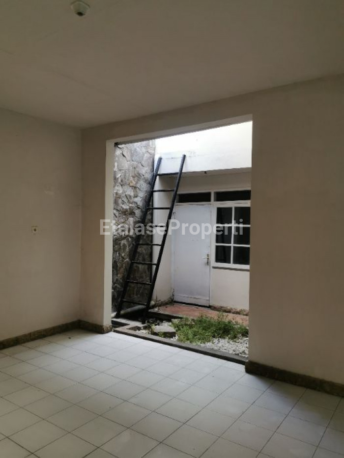 Foto properti Rumah Darmo Permai Murah 4