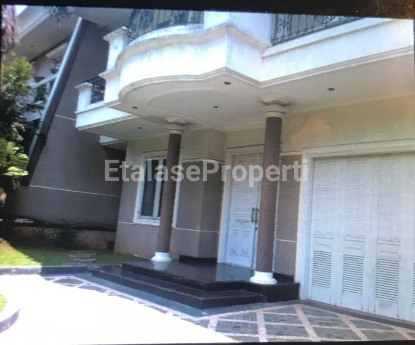 Foto properti Jual Rumah Darmo Hill (Jalan Utama) 2
