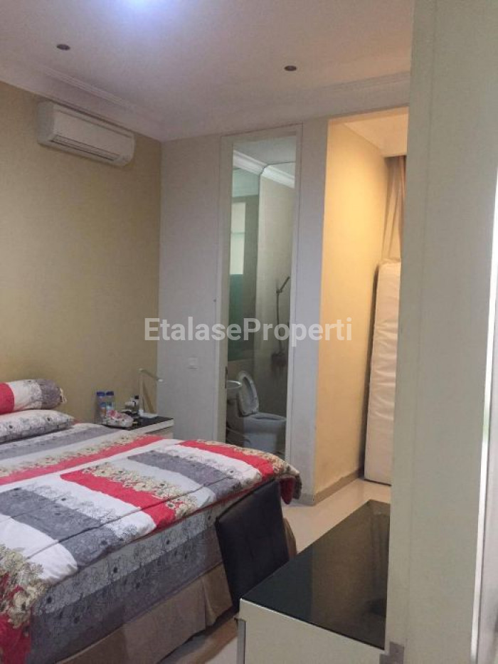 Foto properti Dijual Rumah Villa Bukit Regency 3 Pakuwon Indah SBY Barat Dkt PTC 9