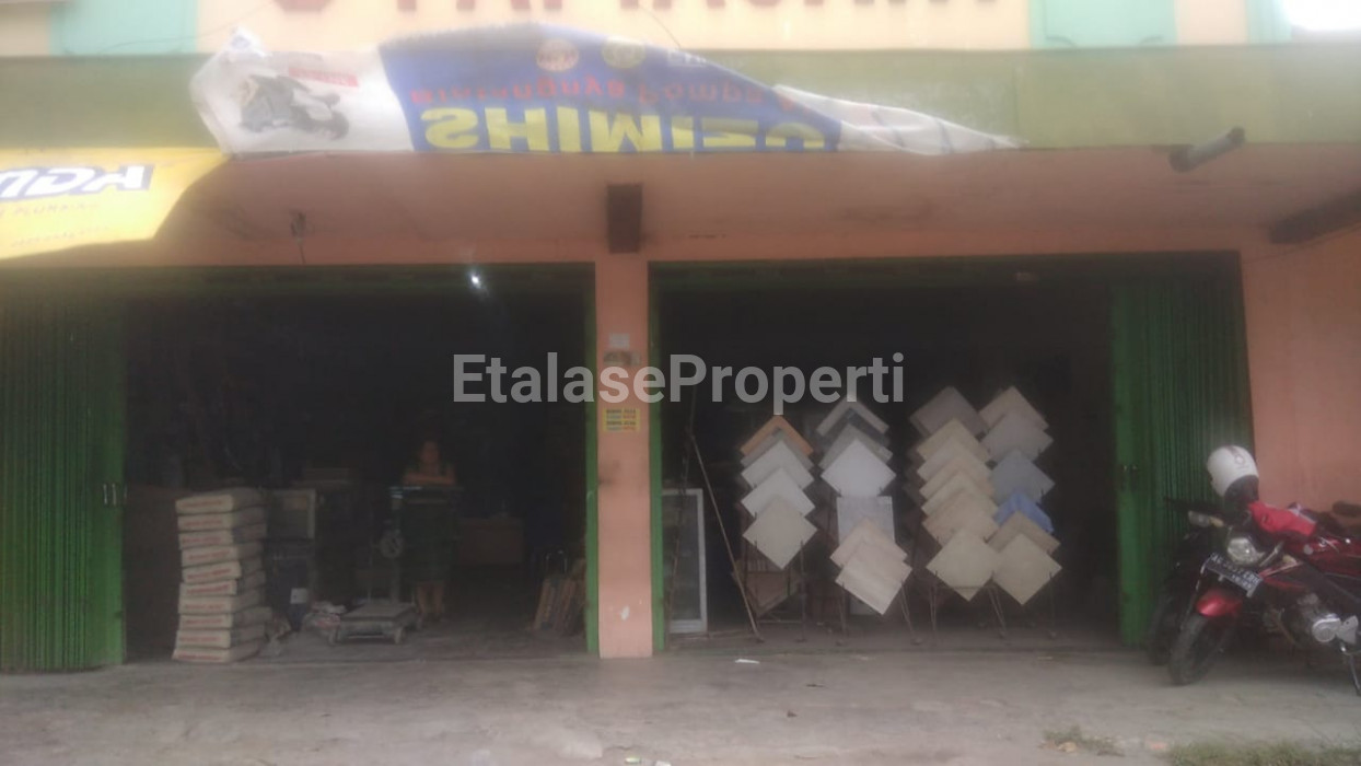 Foto properti Toko Besi Dan Bahan Bangunan 1
