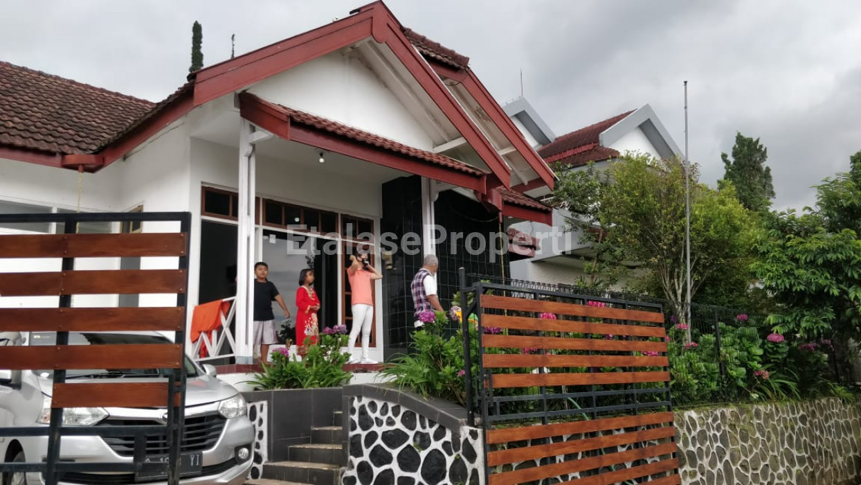 Foto properti Dijual Villa Selecta 1