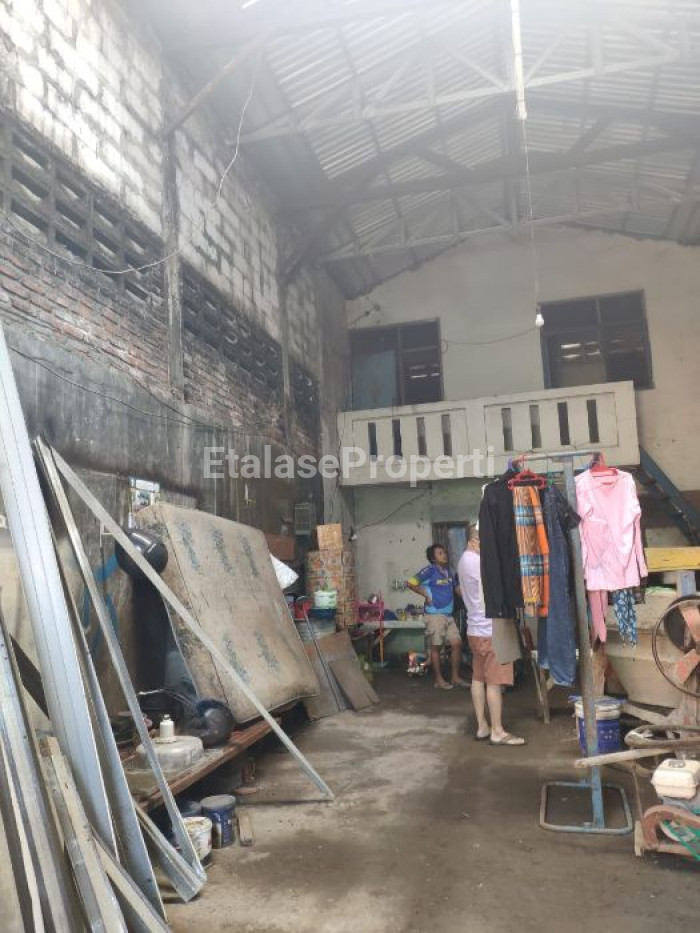 Foto properti Dijual Gudang Strategis Hitung Tanah - Daerah Juanda, Tambak Sawah 3