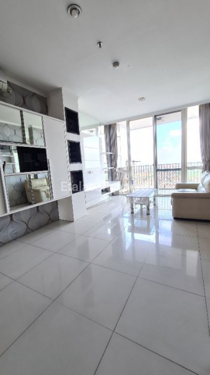 Foto properti VUE 3 BR BALKON CW APARTMENT CIPUTRA WORLD SURABAYA 1