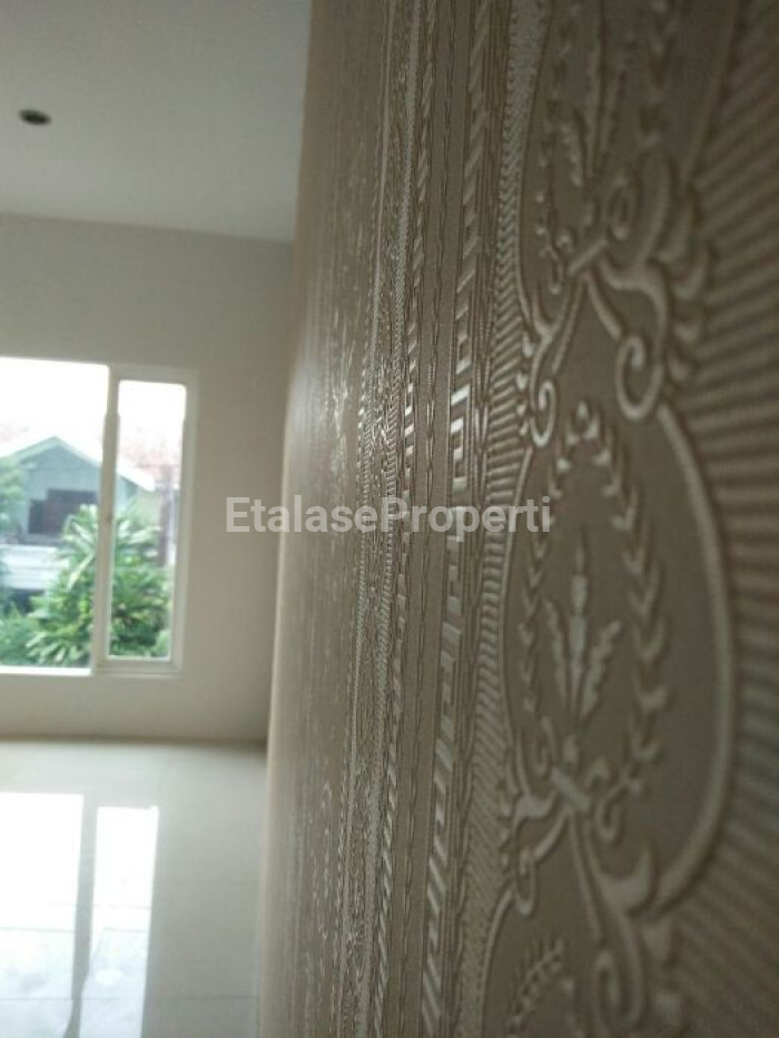 Foto properti MEWAH MINIMALIS! DIJUAL RUMAH NGINDEN INTAN BARAT 5