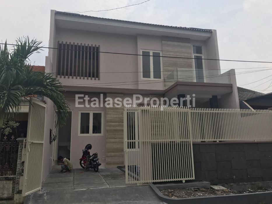 Foto properti BARU GRESS! DIJUAL MURAH RUMAH SEMOLOWARU ELOK 1