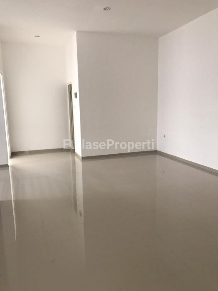 Foto properti BARU GRESS! DIJUAL MURAH RUMAH SEMOLOWARU ELOK 4