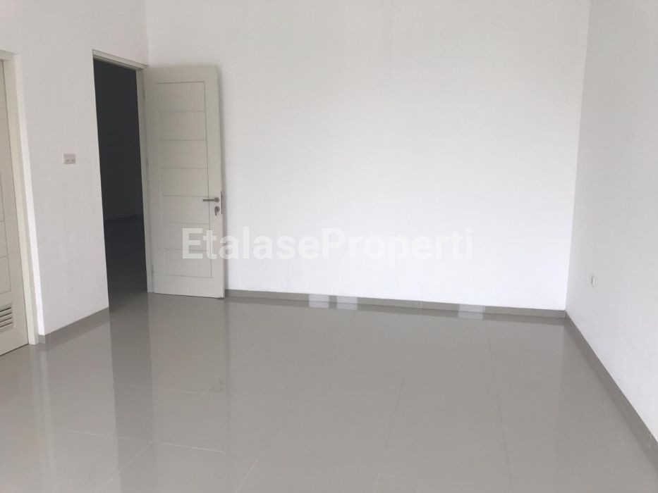 Foto properti BARU GRESS! DIJUAL MURAH RUMAH SEMOLOWARU ELOK 7