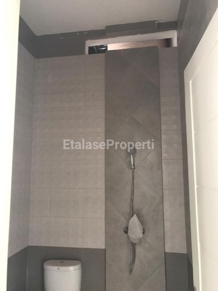 Foto properti BARU GRESS! DIJUAL MURAH RUMAH SEMOLOWARU ELOK 8