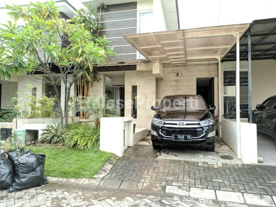 Foto properti Di Jual Rumah Full Furnish Dian Istana Cluster Moca Vrbana 1