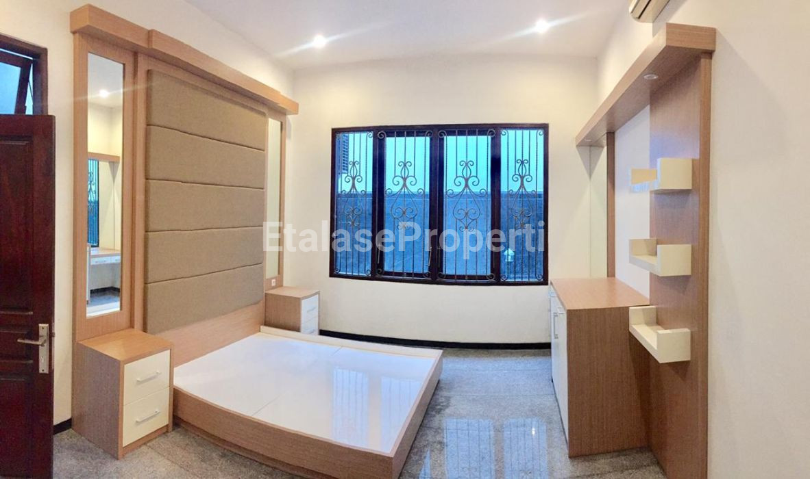 Foto properti Dijual Rumah Kertajaya Indah VIII 6