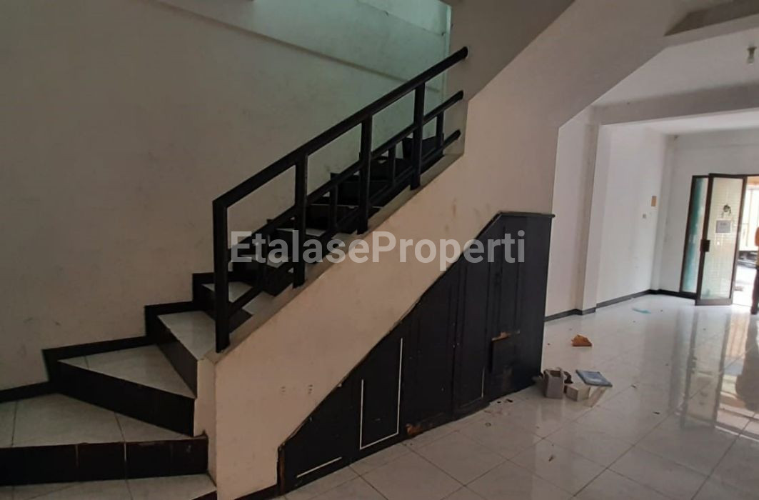 Foto properti Dijual Ruko Plaza Segi 8 Blok D 4