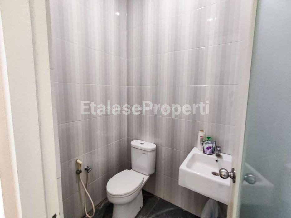 Foto properti Dijual Rumah Graha Famili Surabaya Barat 3