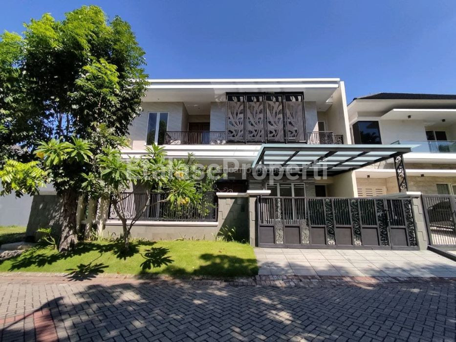 Foto properti FOR SALE PRIVATE CLUSTER! Rumah Baru Minimalis Graha Famili Surabaya Barat 1