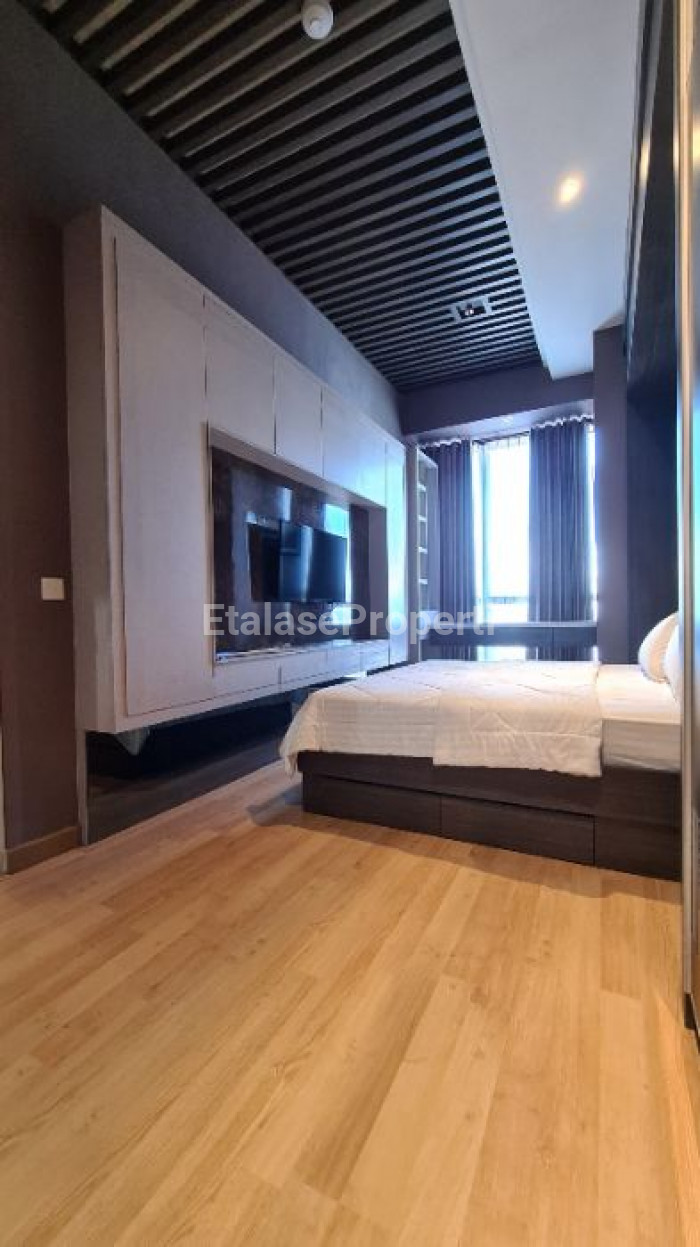 Foto properti TP. THE PEAK. TINGGI PLAFON 3.8 M. APARTMENT CONNECT TO TUNJUNGAN PLAZA MALL 1