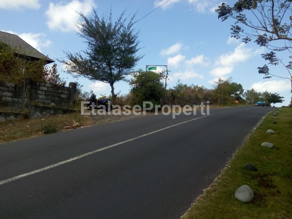 Foto properti Tanah Dataran Tinggi Dengan View  Pantai Strategis Di Raya Goa Goang Gong Kuta Selatan Badung Bali 1