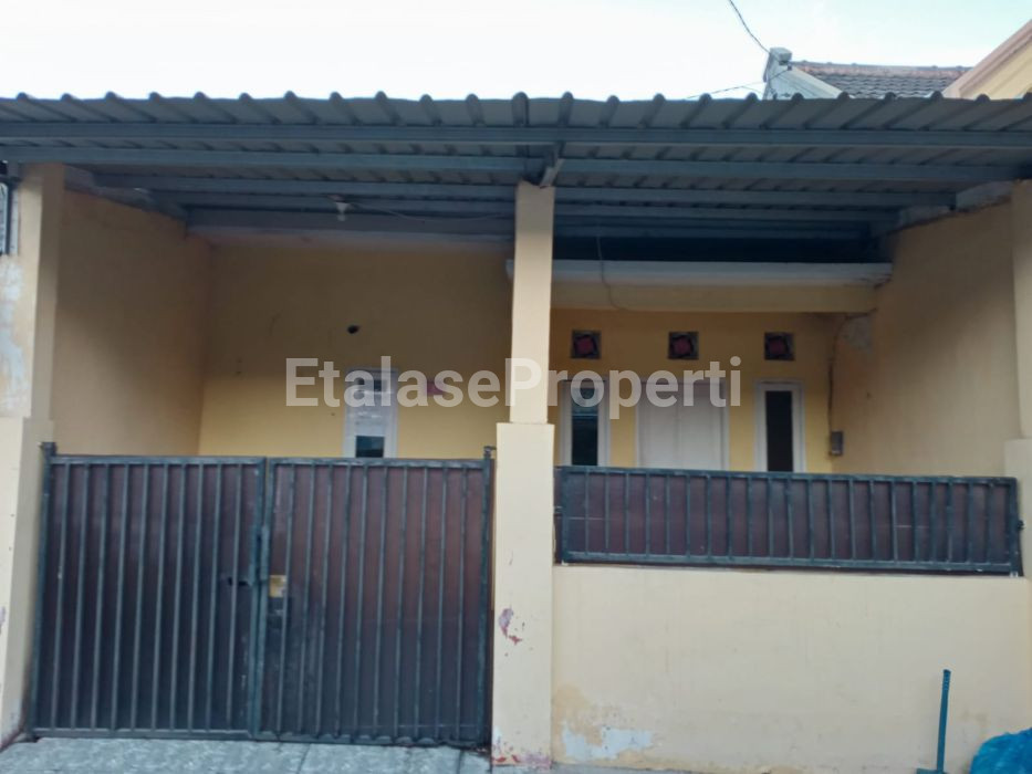 Foto properti Dijual Murah Rumah Di Perumahan Palem Putri 1