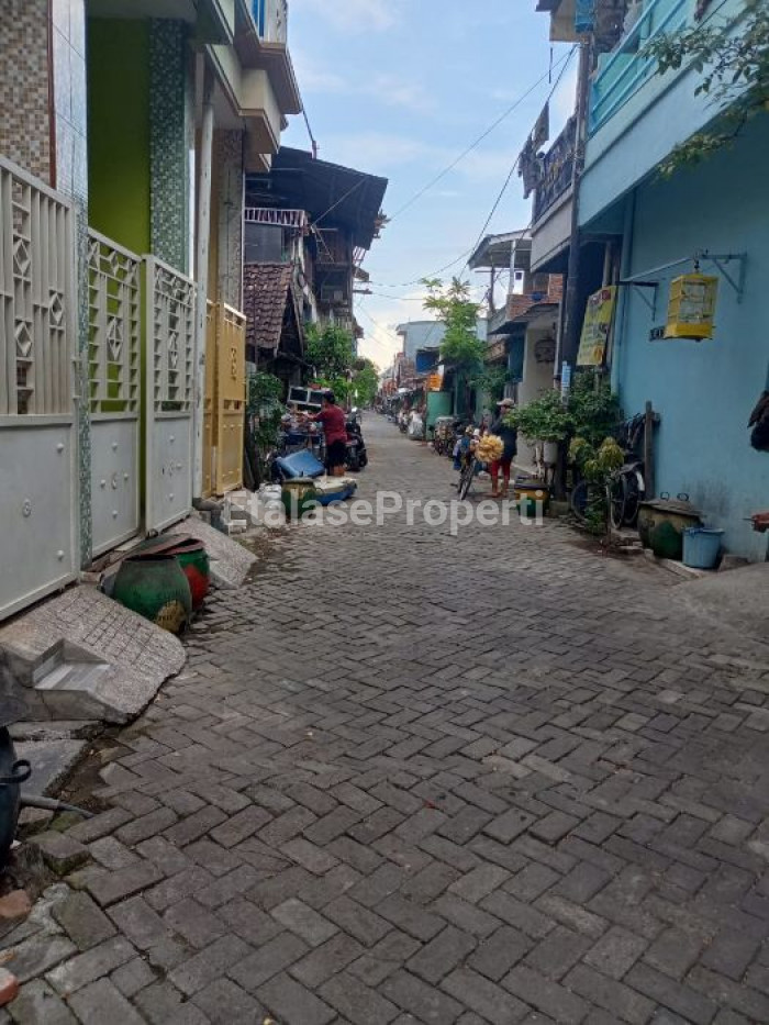 Foto properti DI JUAL RUMAH JALAN LEBAK JAYA GG2B 1