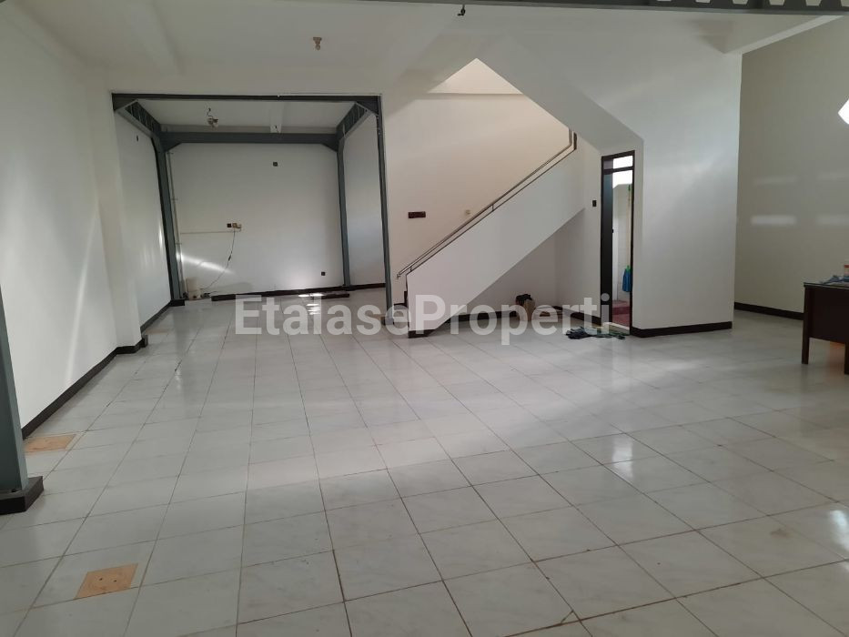 Foto properti Disewakan Ruko 2 Lantai Ngagel Jaya Selatan 7