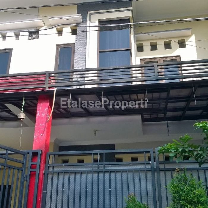 Foto properti Jual Rumah Siap Huni Lokasi Perum. Bendul Merisi - Wonocolo Surabaya 1