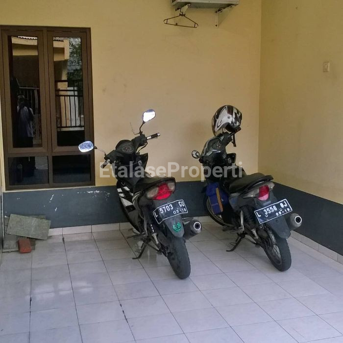 Foto properti Jual Rumah Siap Huni Lokasi Perum. Bendul Merisi - Wonocolo Surabaya 3