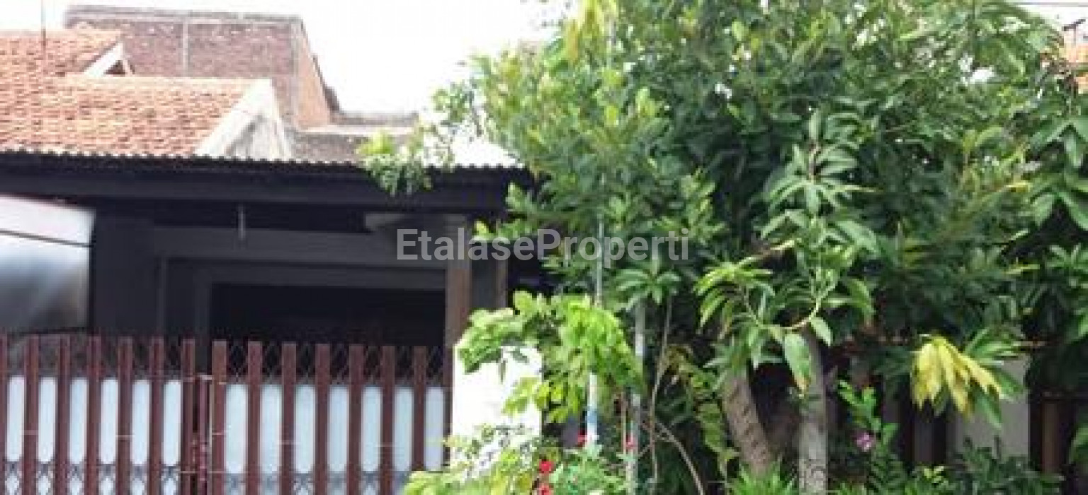 Foto properti Rumah Tenggilis Mejoyo Dekat Dengan Kampus Ubaya 1