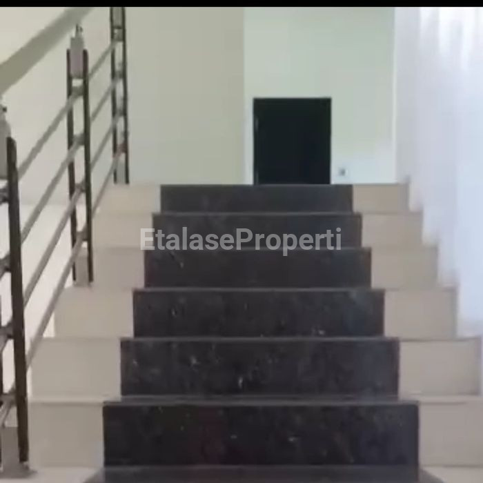 Foto properti Dijual Rumah Inperial Golf Regenci Citraland 4