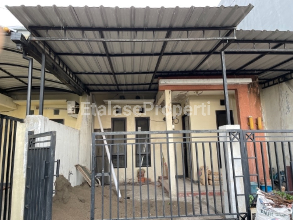 Foto properti Dijual Rumah Dian Regency Tropodo 2