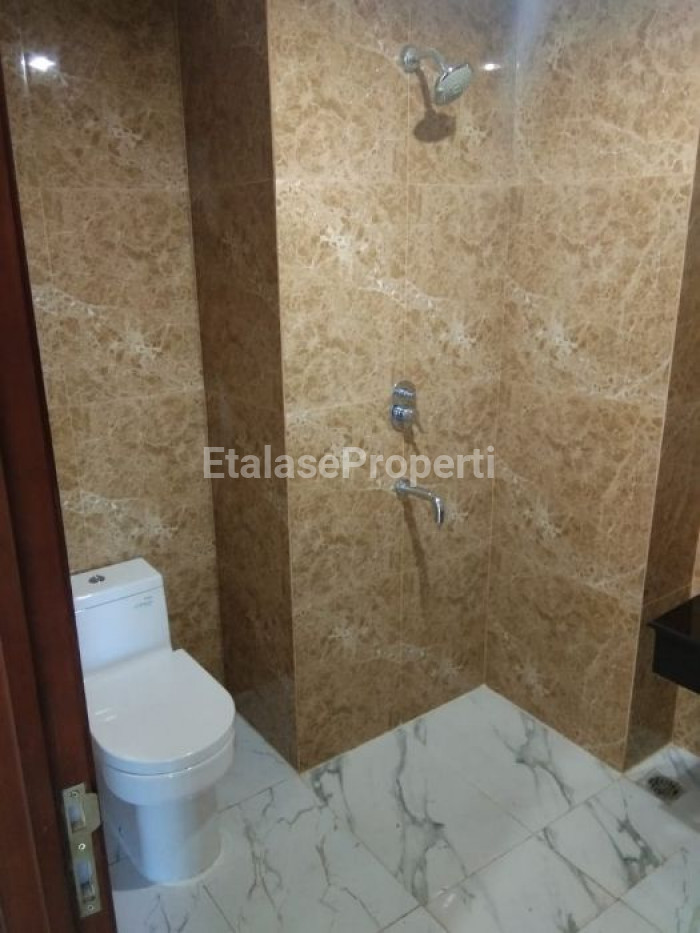 Foto properti Murah! Dijual Apartemen Grand Sungkono Lagoon Tower Venetian 2