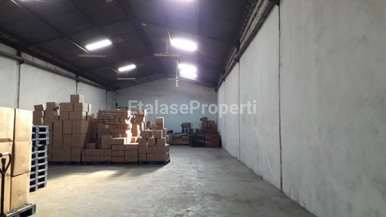 Foto properti Dijual Cepat Gudang Kalianak Madya 2