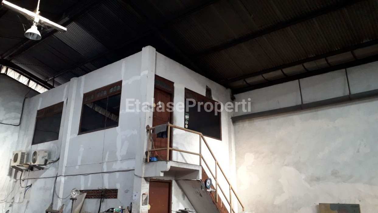 Foto properti Dijual Cepat Gudang Kalianak Madya 3