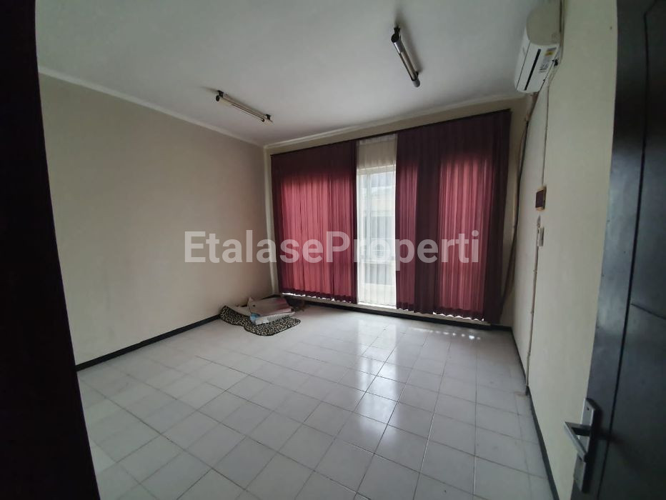 Foto properti SATELIT TOWN SQUARE RUKO SURABAYA BARAT 6