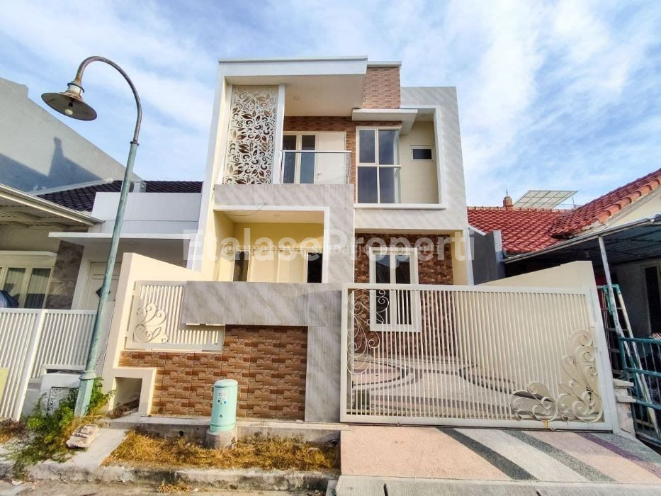 Foto properti Dijual Rumah Baru Gress Taman Mutiara Pakuwon City 1