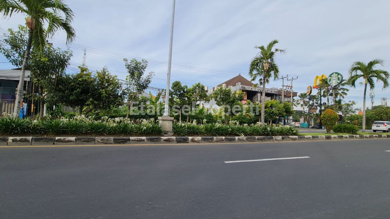Foto properti Tanah Paling Strategis Persis Sebelah McDonald & Starbucks Sunset Road Bali 7
