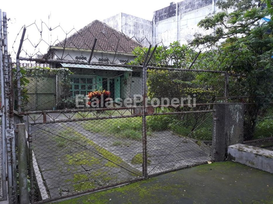 Foto properti Rumah Kolonial Pusat Kota Malang Cocok Untuk Segala Usaha & Strategis 1