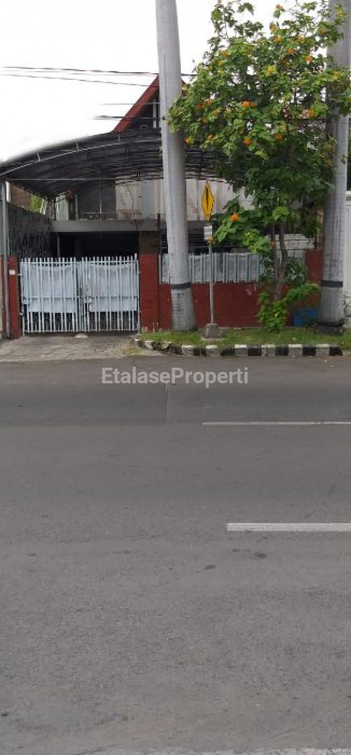 Foto properti Butuh Cepat Laku - Rumah Surabaya Pusat Untuk Usaha Nol Jl Raya Kartini 2