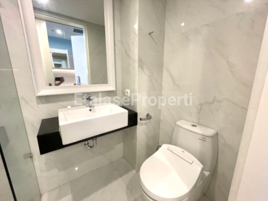 Foto properti BARU GRESS ! Mewah ! Disewakan Apartemen Vertu Tipe Studio 5
