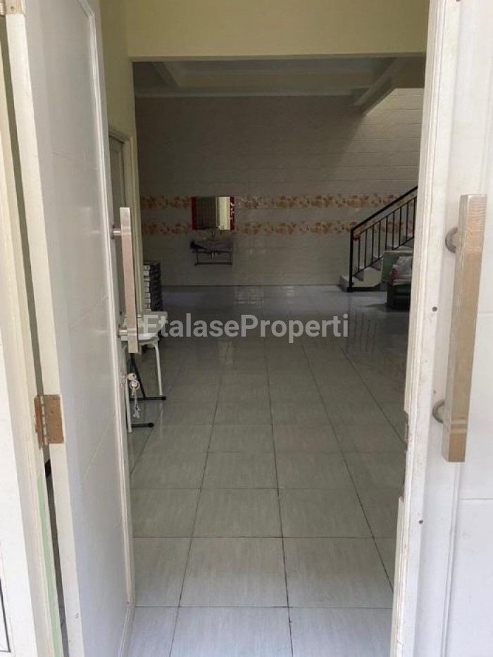 Foto properti Baru Gress Rumah  2 Lantai SHM Lebak Jaya 4