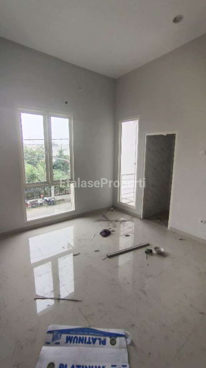 Foto properti New Gress Rumah Lebak Indah, Row Jalan Lebar 3,5 Mobil 9