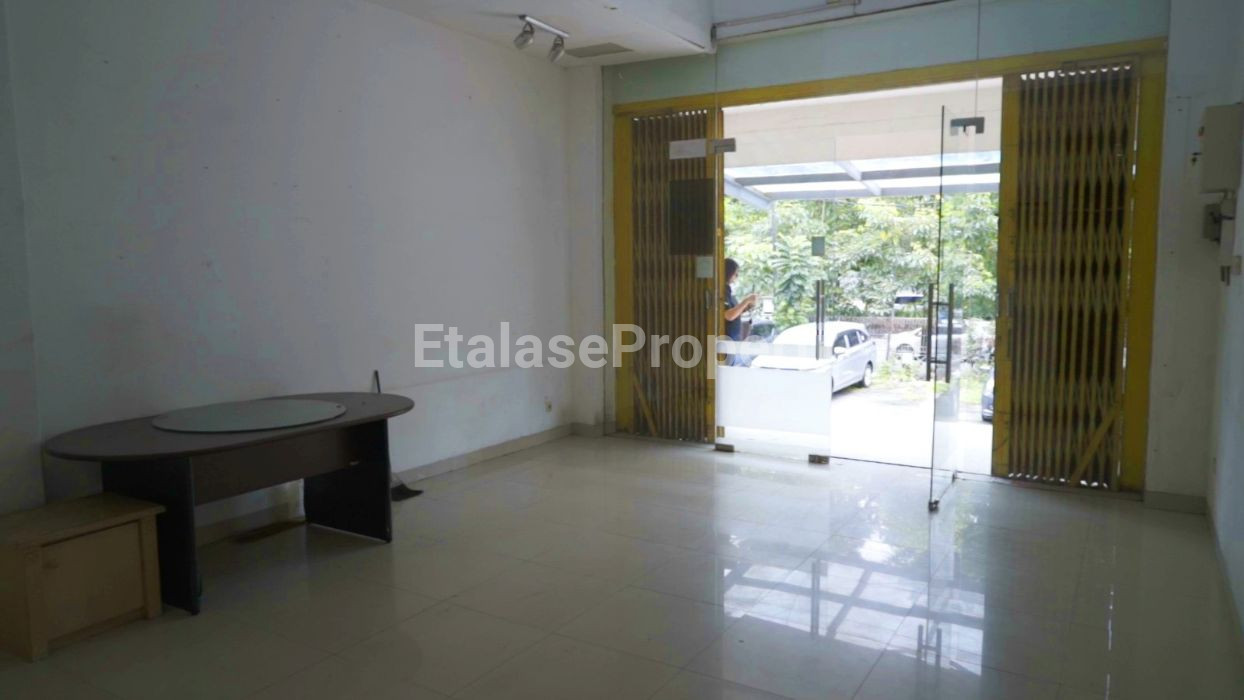 Foto properti Dijual Ruko Kawasan Bisnis Di Komp. Ruko Wonokitri Indah Surabaya Barat 3